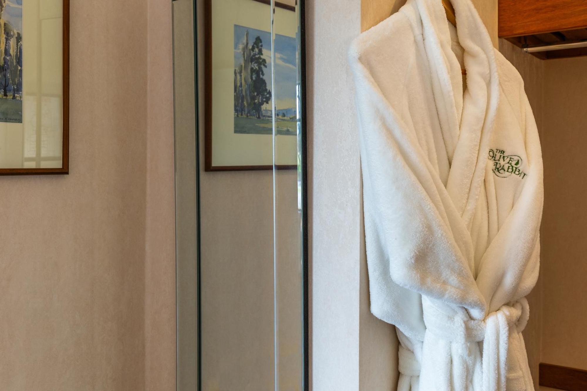 Olive Rabbit - Boutique Bed & Breakfast Turangi Esterno foto